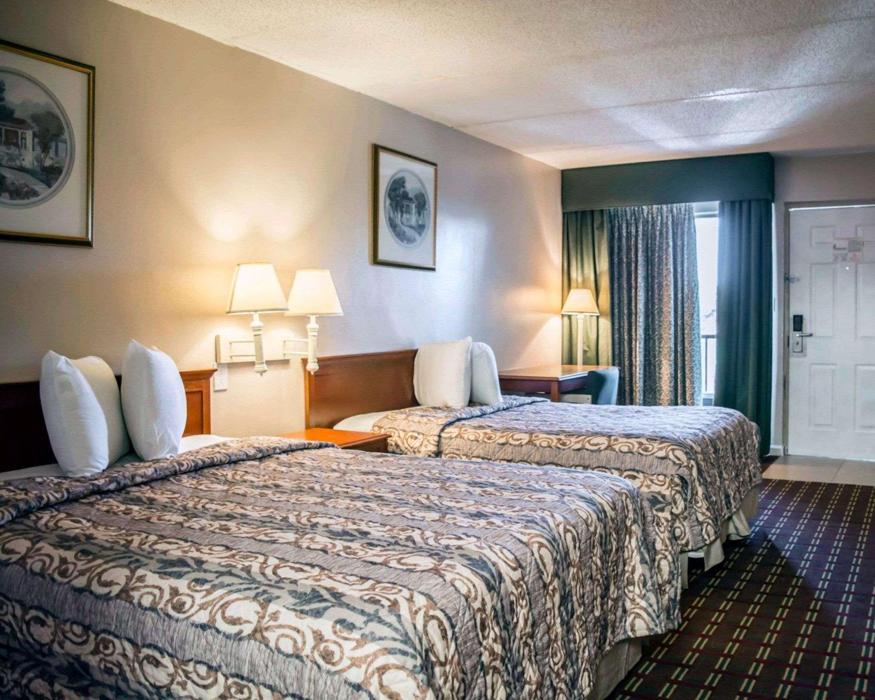 Rodeway Inn Clearwater-Dunedin Ngoại thất bức ảnh