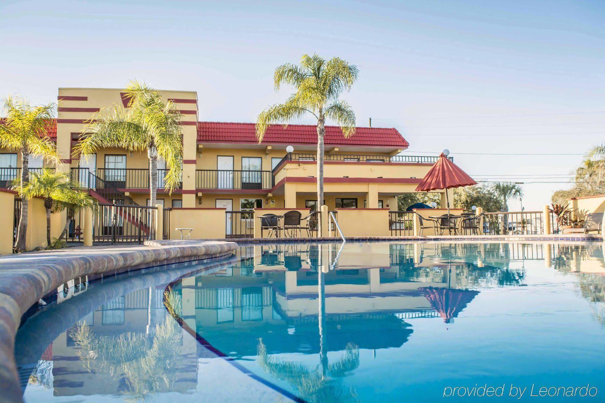Rodeway Inn Clearwater-Dunedin Ngoại thất bức ảnh