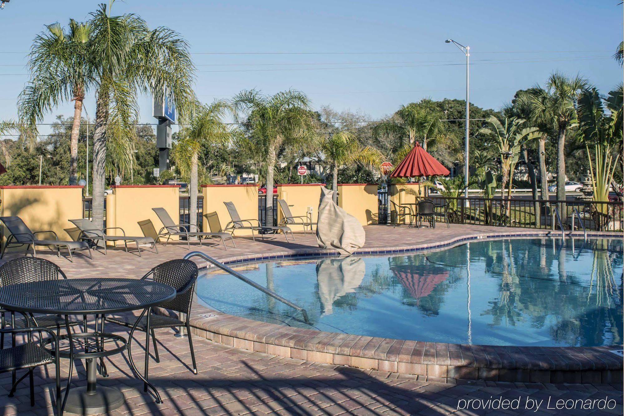 Rodeway Inn Clearwater-Dunedin Ngoại thất bức ảnh