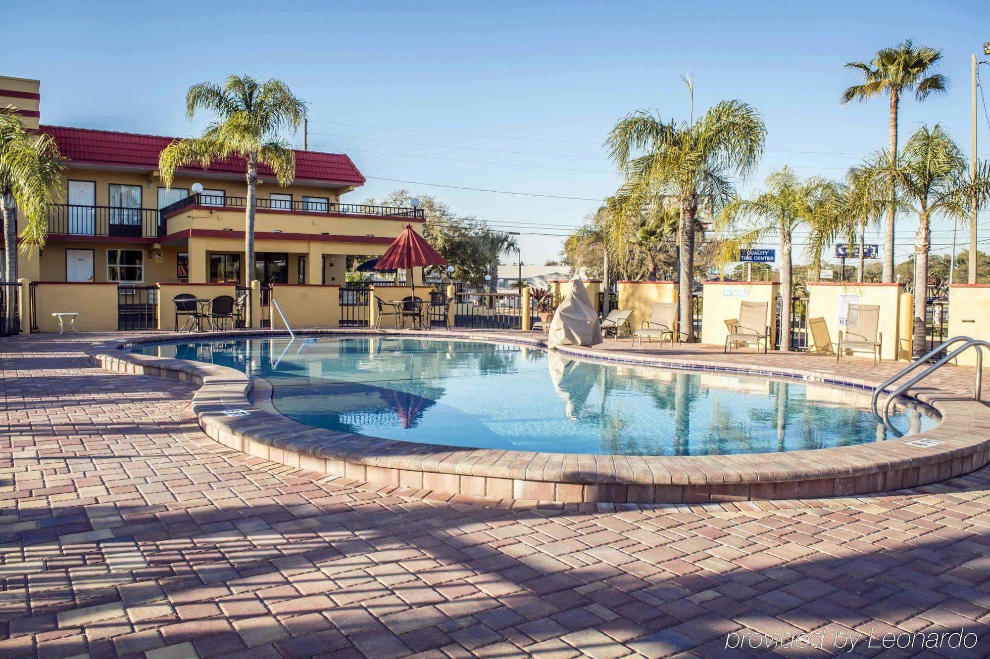 Rodeway Inn Clearwater-Dunedin Ngoại thất bức ảnh